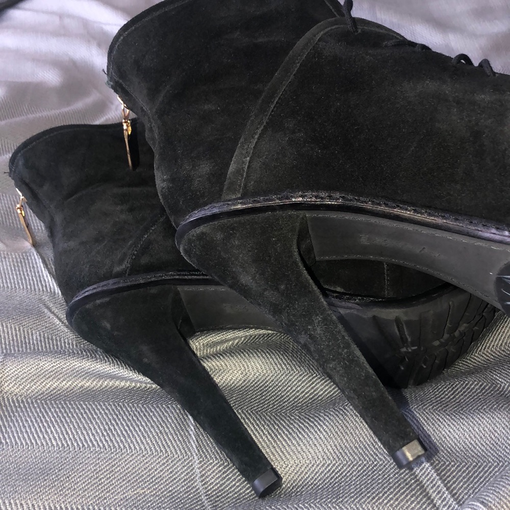 Elizabeth and James Ankle boots 10M - Picture 8 of 8